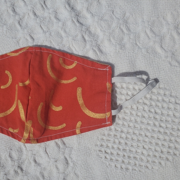 2 Pack of Handmade Masks - Red & Gold / Forest - Picture 4 of 6